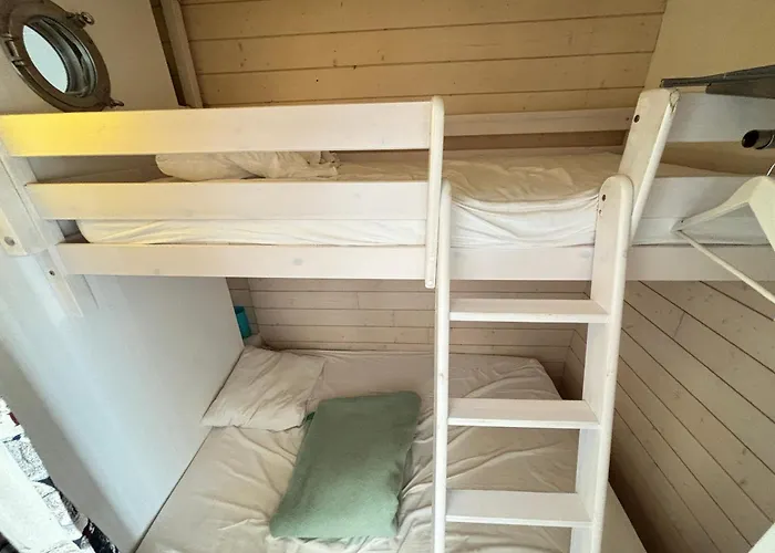 2 Etoiles Face Avec Garage Privatif - Fr-1-197-622