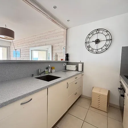 Appartement En Bord De Avec Garage Privé - Fr-1-197-622