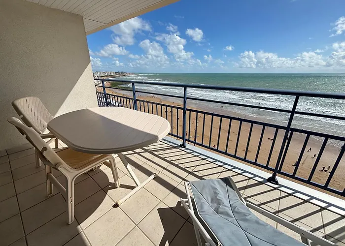 2 Etoiles Face Avec Garage Privatif - Fr-1-197-622 * 莱萨布勒-多洛讷